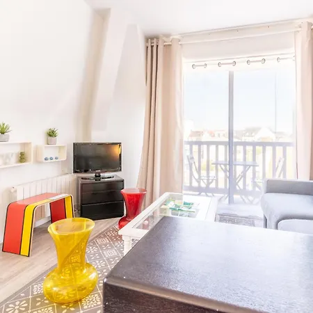 Le Petit - Balcon - Parking Prive - Centre * Deauville